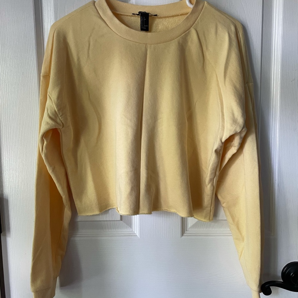 Forever 21 Yellow Cropped Sweatshirt